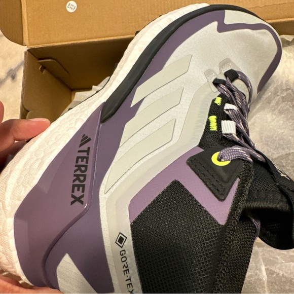 NWT Adidas Terrex Free Hiker 2 Gtx Women’s 8 Hiking shoes Purple Gray - Picture 9 of 16